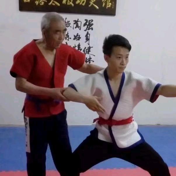 跤武白露