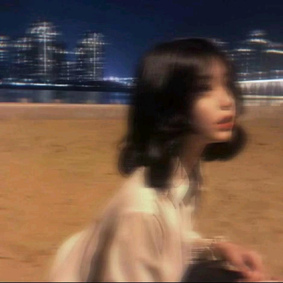 不轻松熊