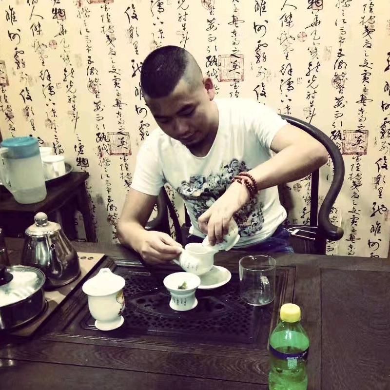 抹黑