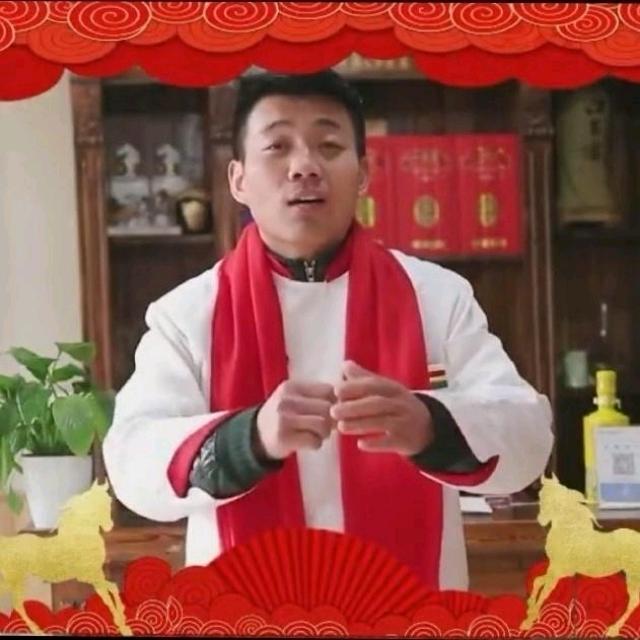 钟厨，贵人私服