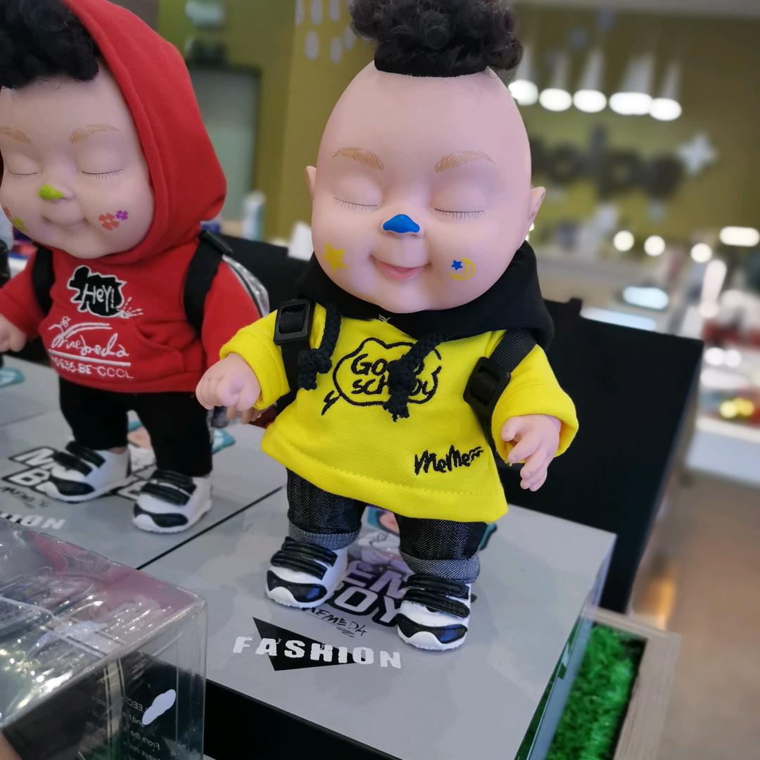 睡着的小石头