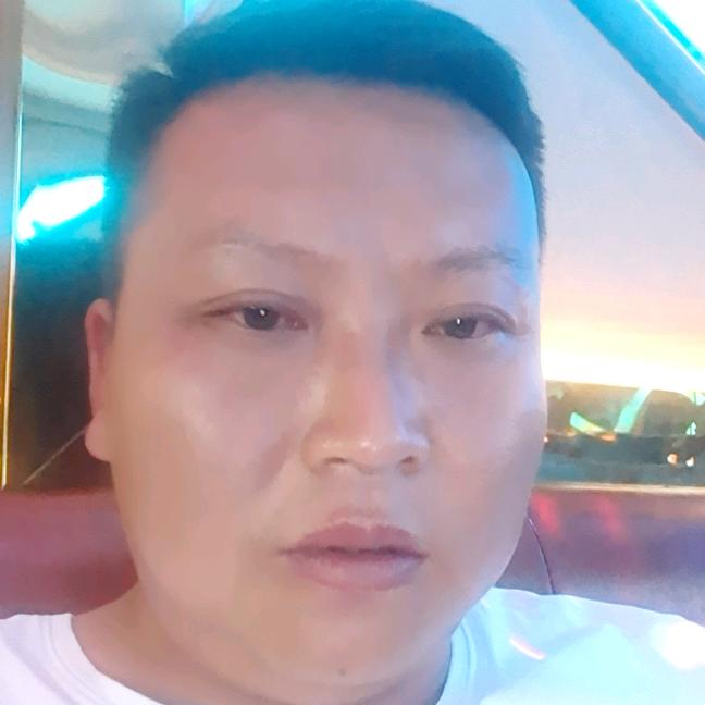 郑鲁屯雪花啤酒，勇闯天涯。