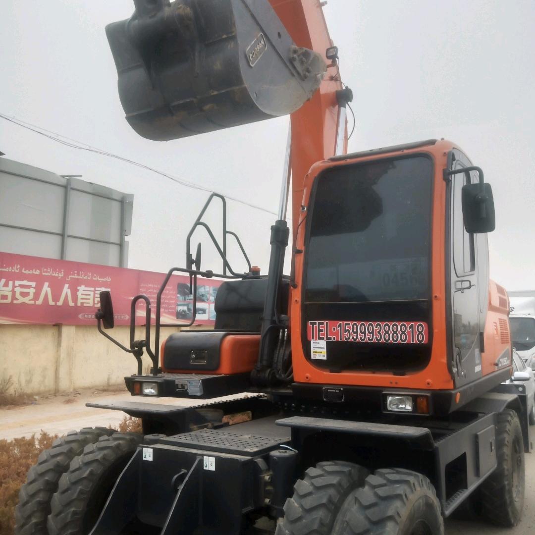 @机械出租阿迪力8818