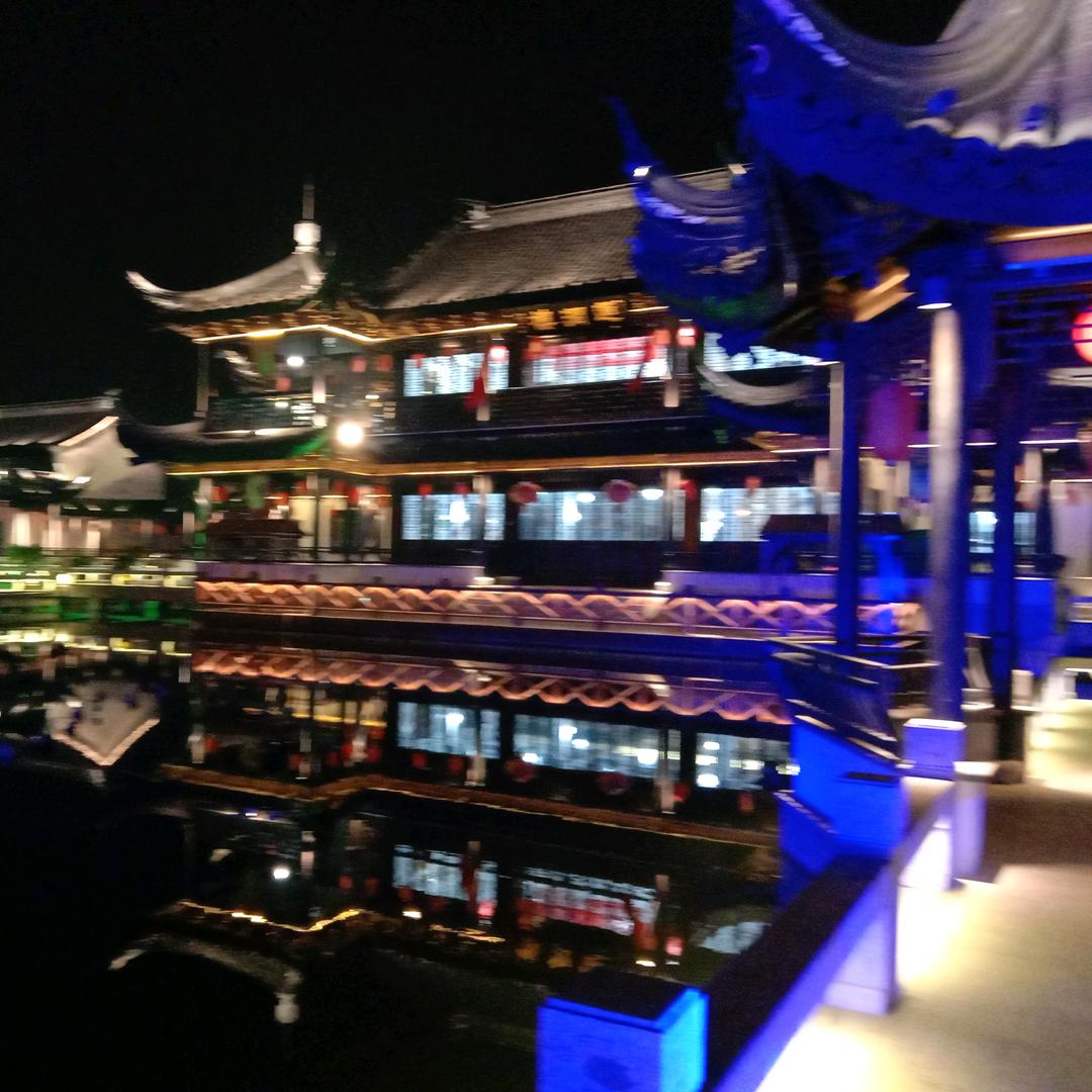 飞飞哥