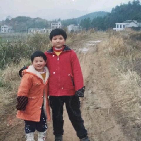 依稀记得一些往事