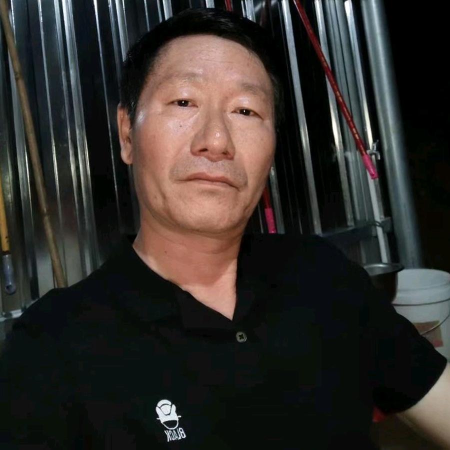养猪大叔