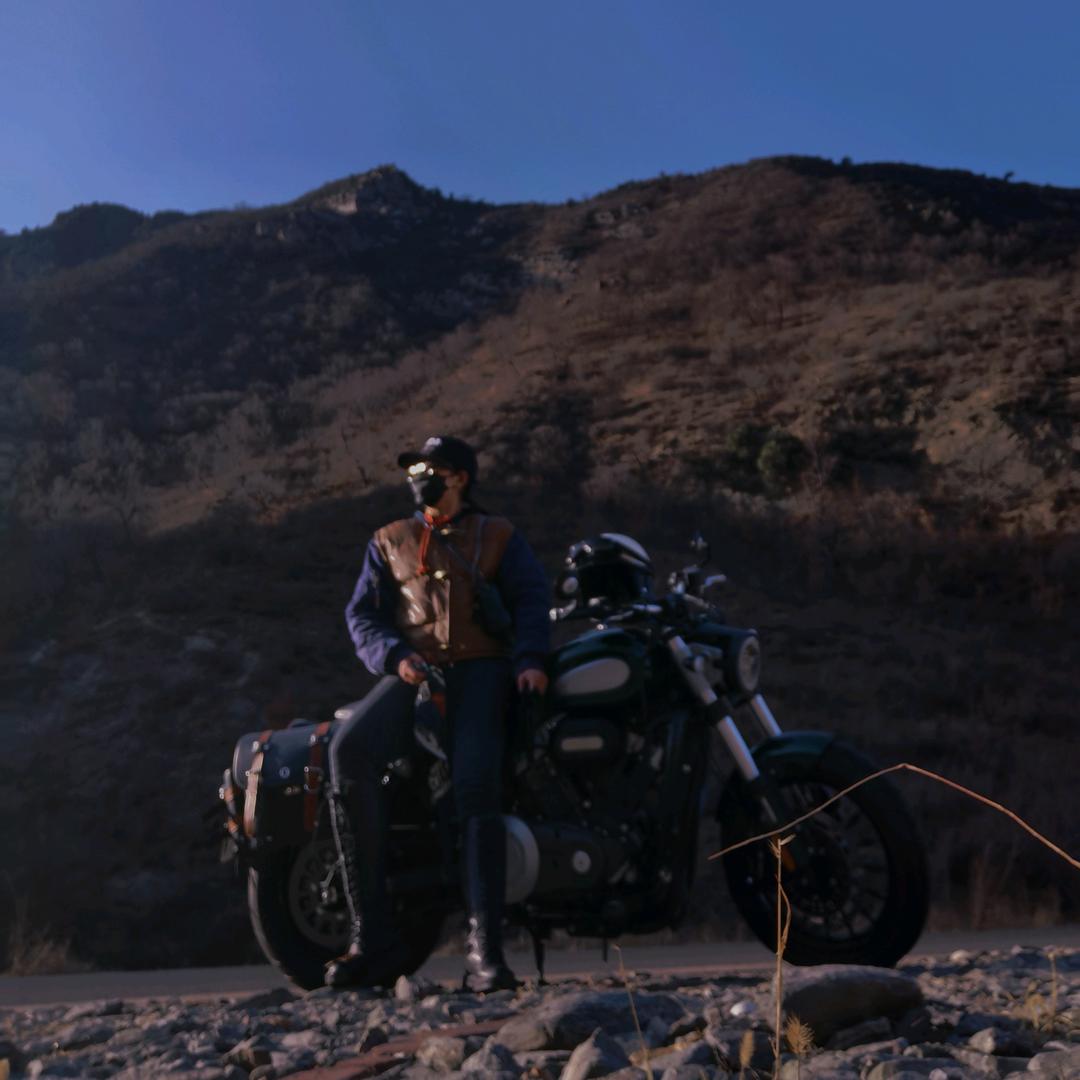 不会骑车的大太阳