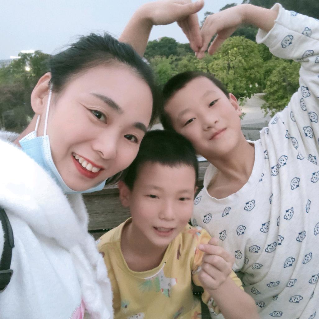 王二妮在东莞做家政（早9:10开播）