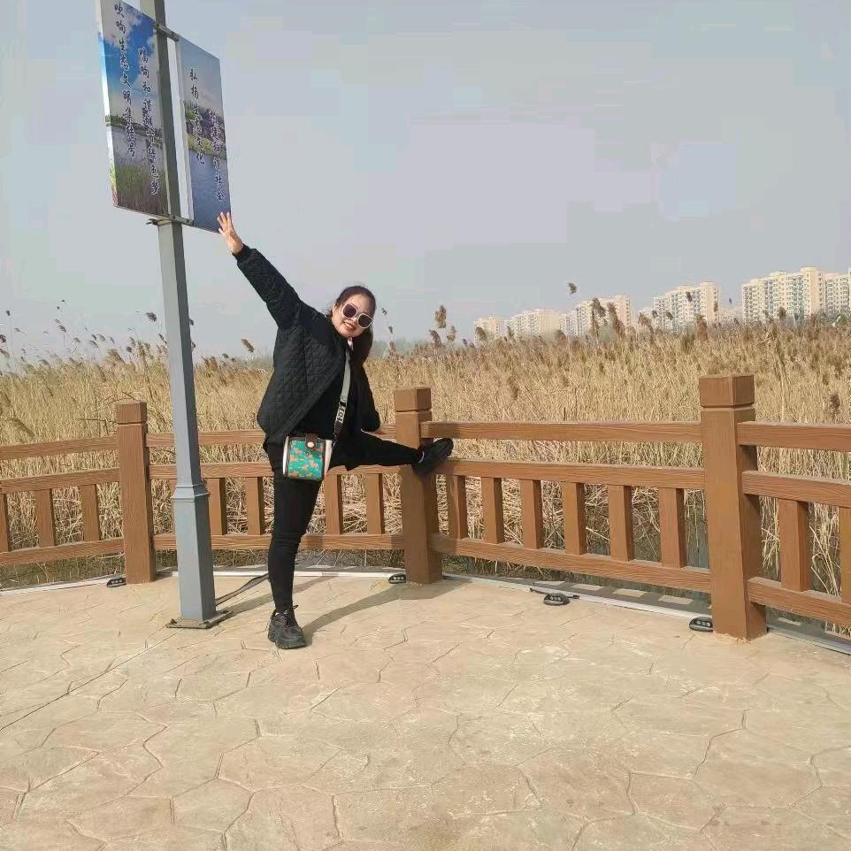 ^ω^荣荣