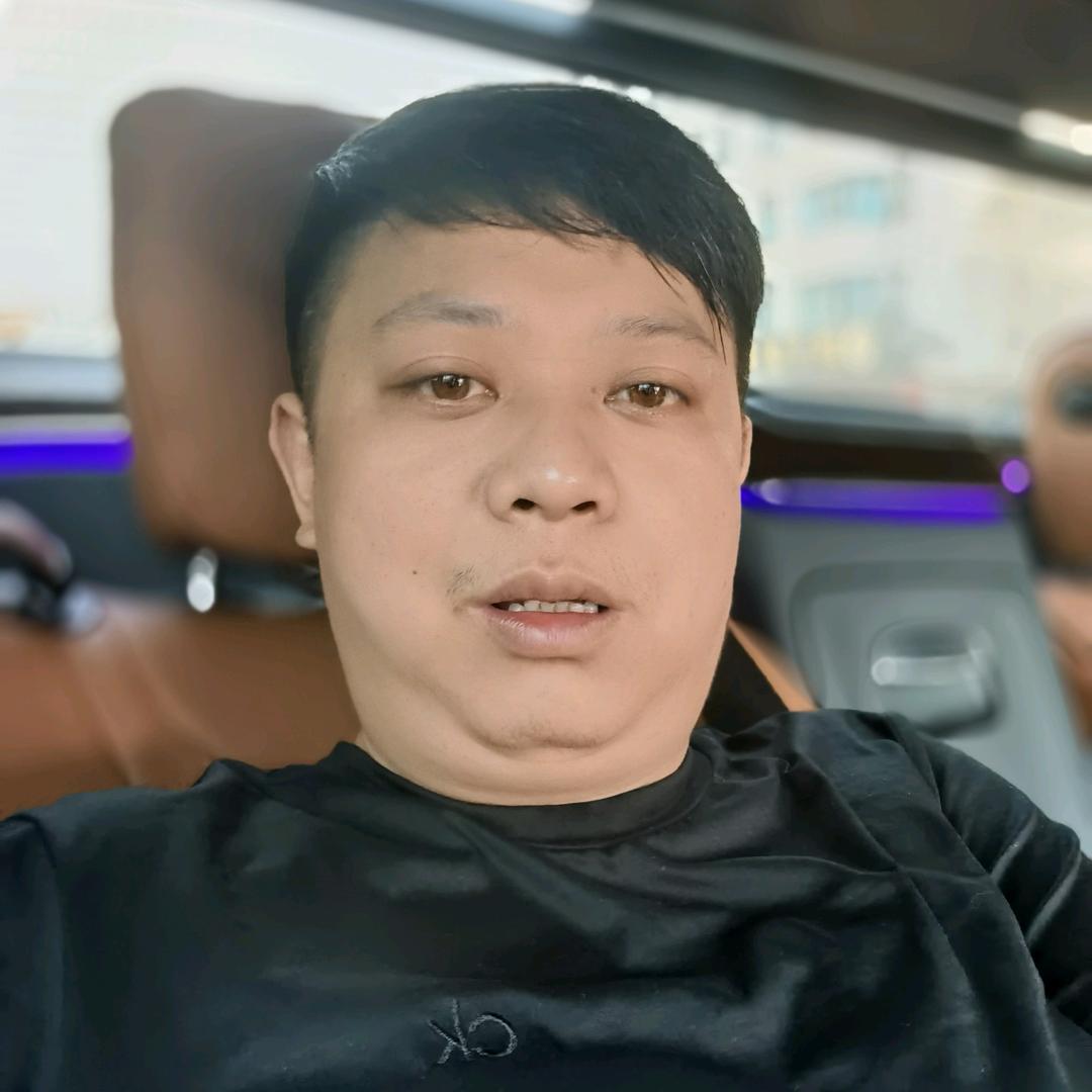 德技优品门窗杨小明