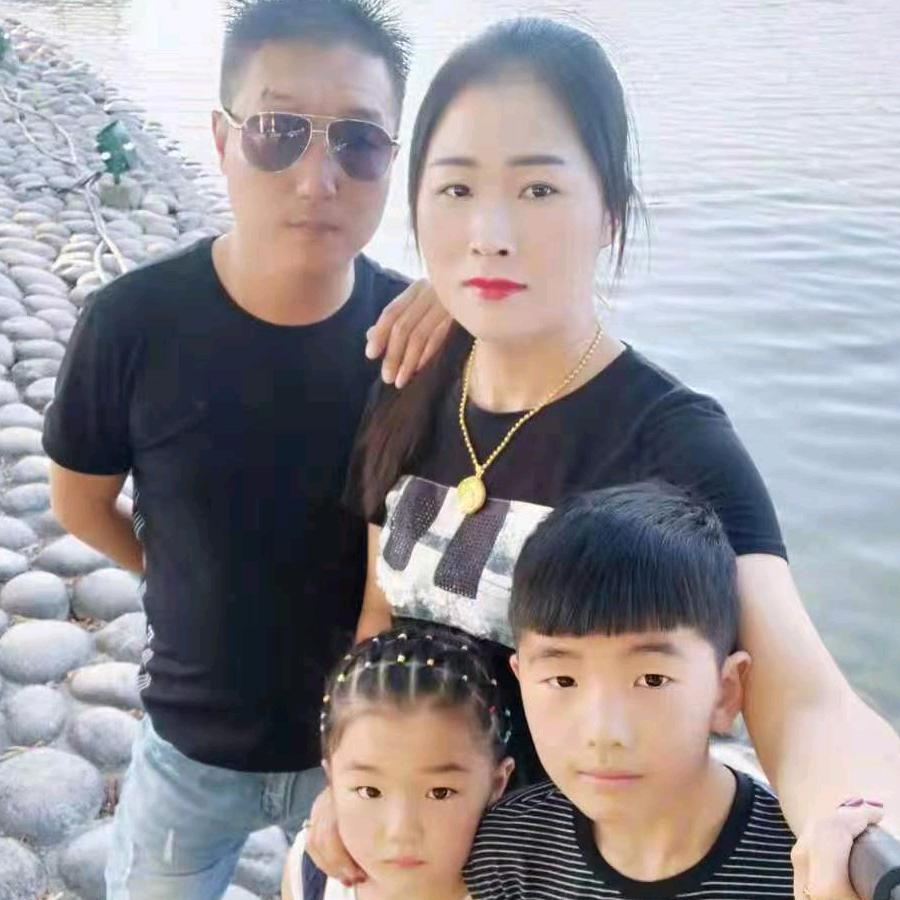 杨  大