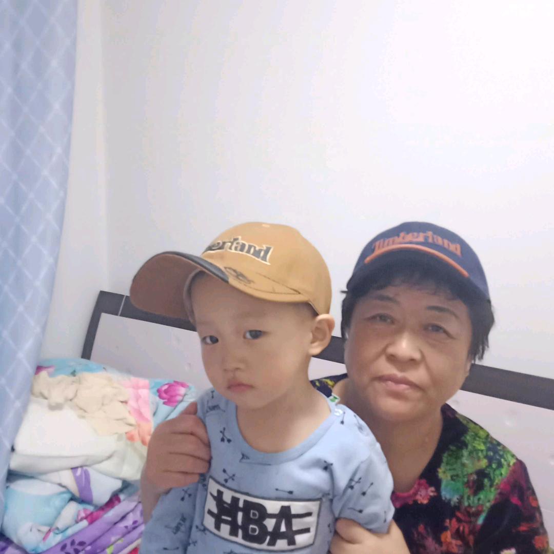 王小体