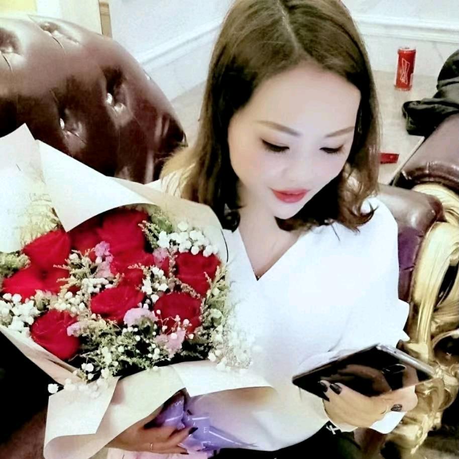 逝水流年轻染尘