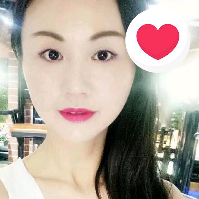 伊小迷