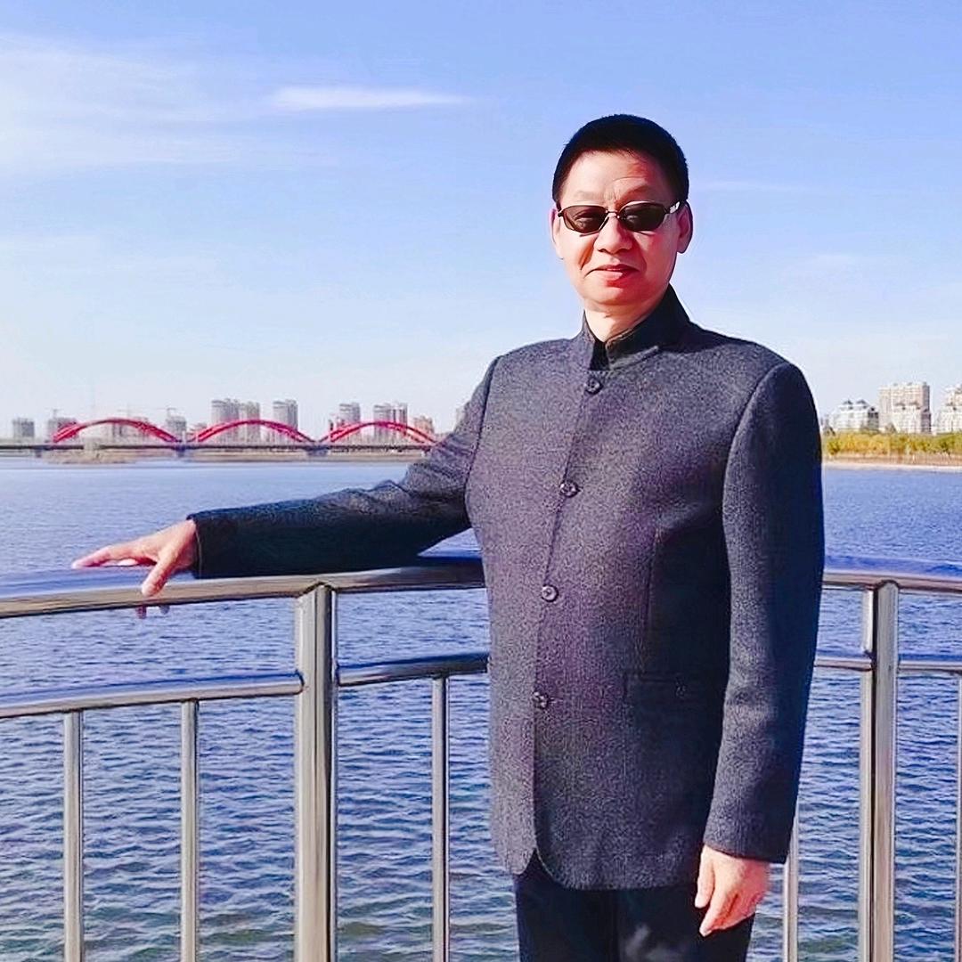 蓝兔（手机摄影）