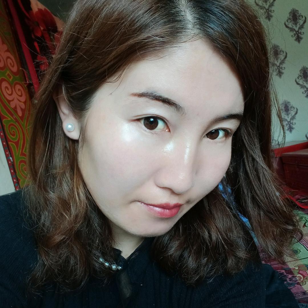 佳佳
