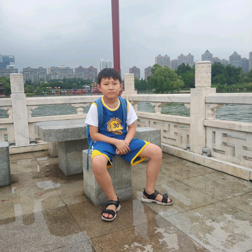 西安欣德宝汽车维修，钣喷中心