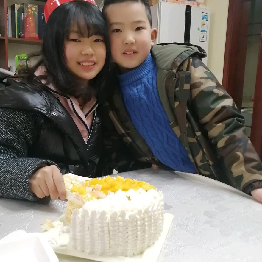 武侯区好吃嘴鱼摆摆火锅店