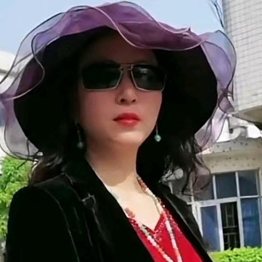 何春秀
