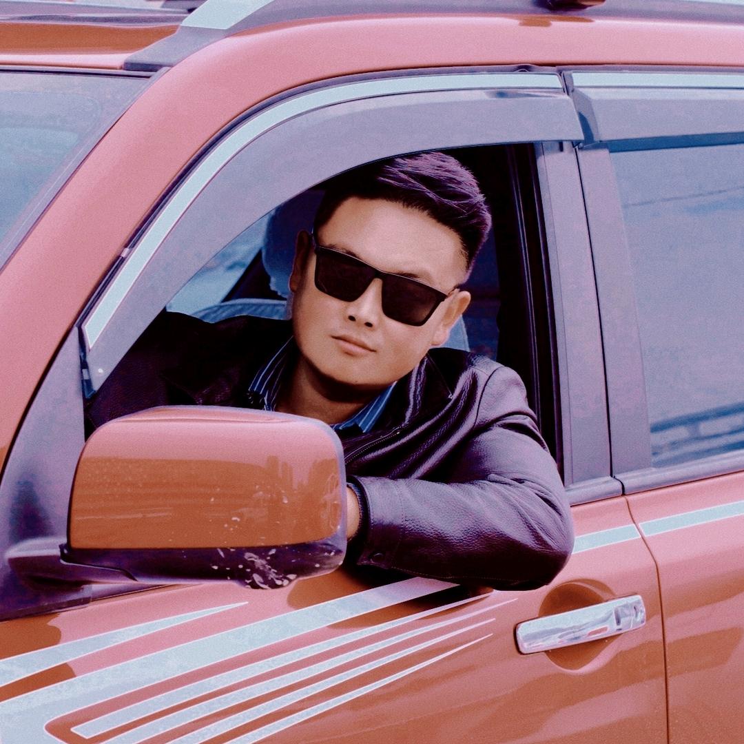 贵州小谢汽车一洋哥