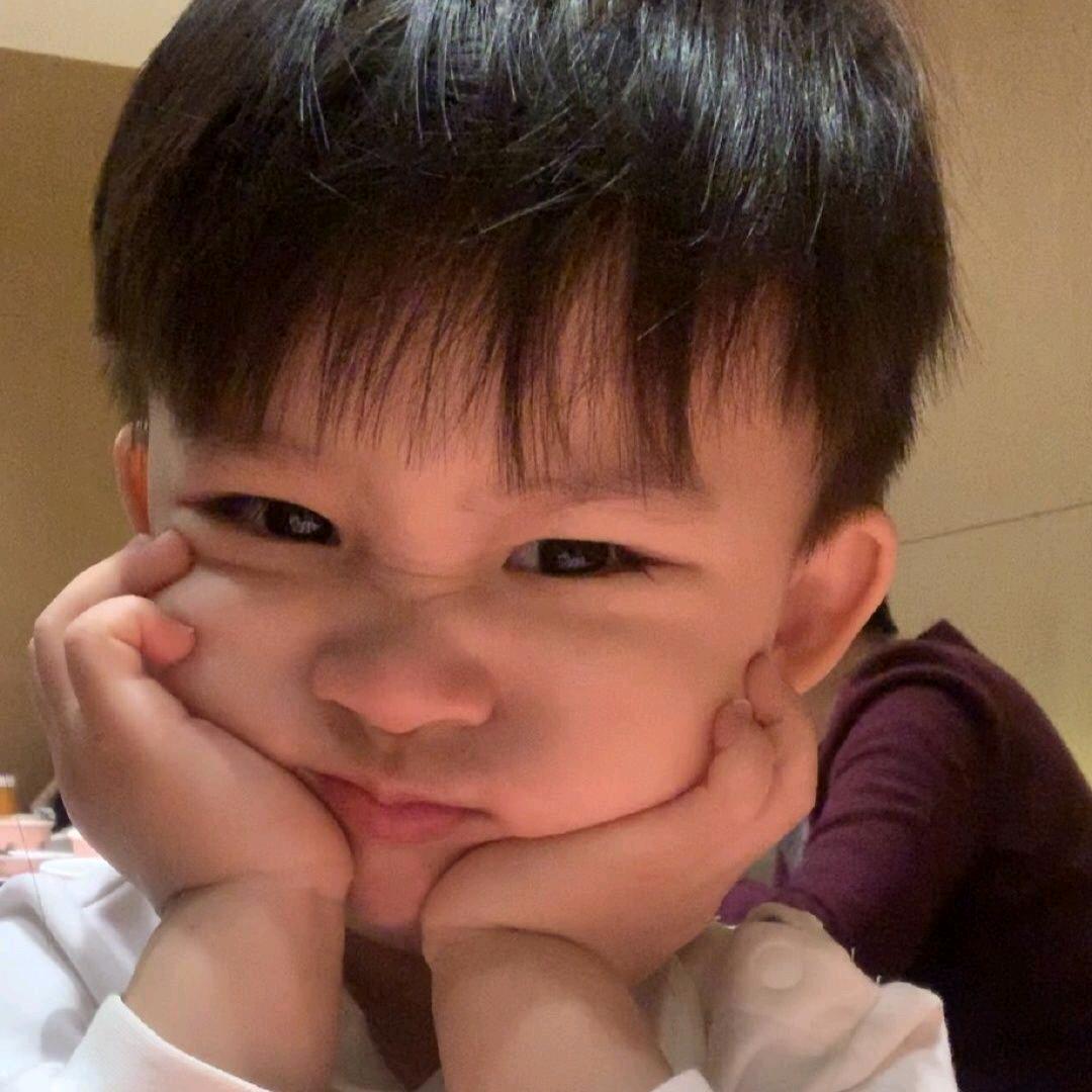 小崔说：很爱小王吧！