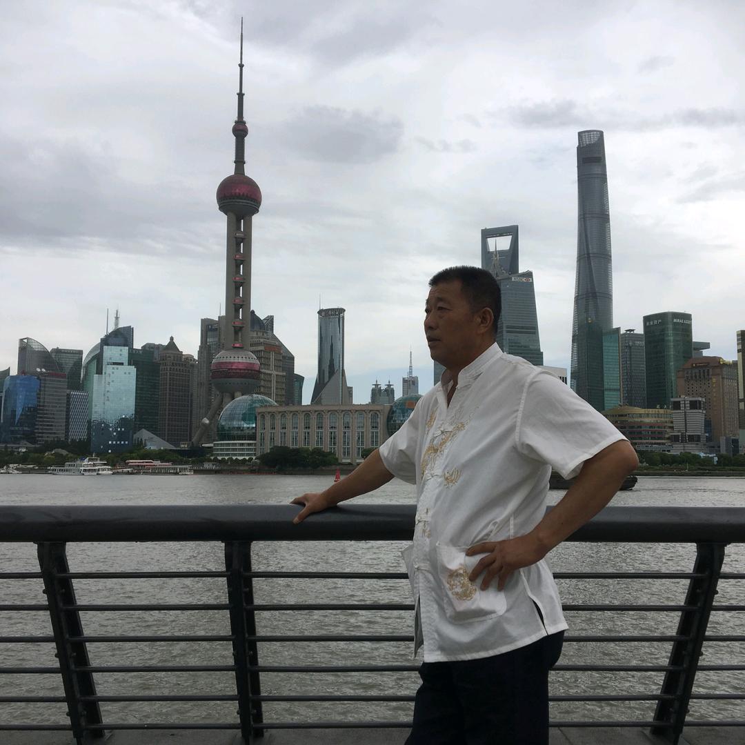 石班长藏香猪生态繁养农场