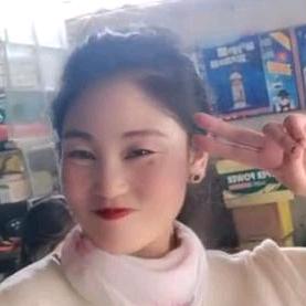 摆摊的老阿姨