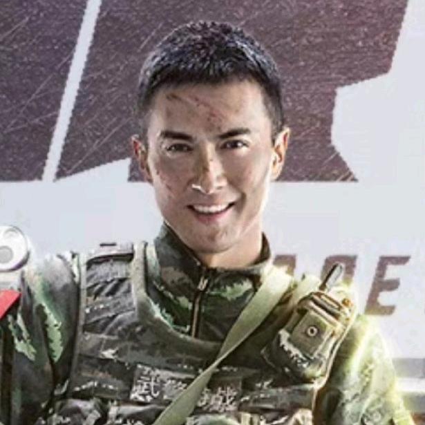 星辰里的追光者