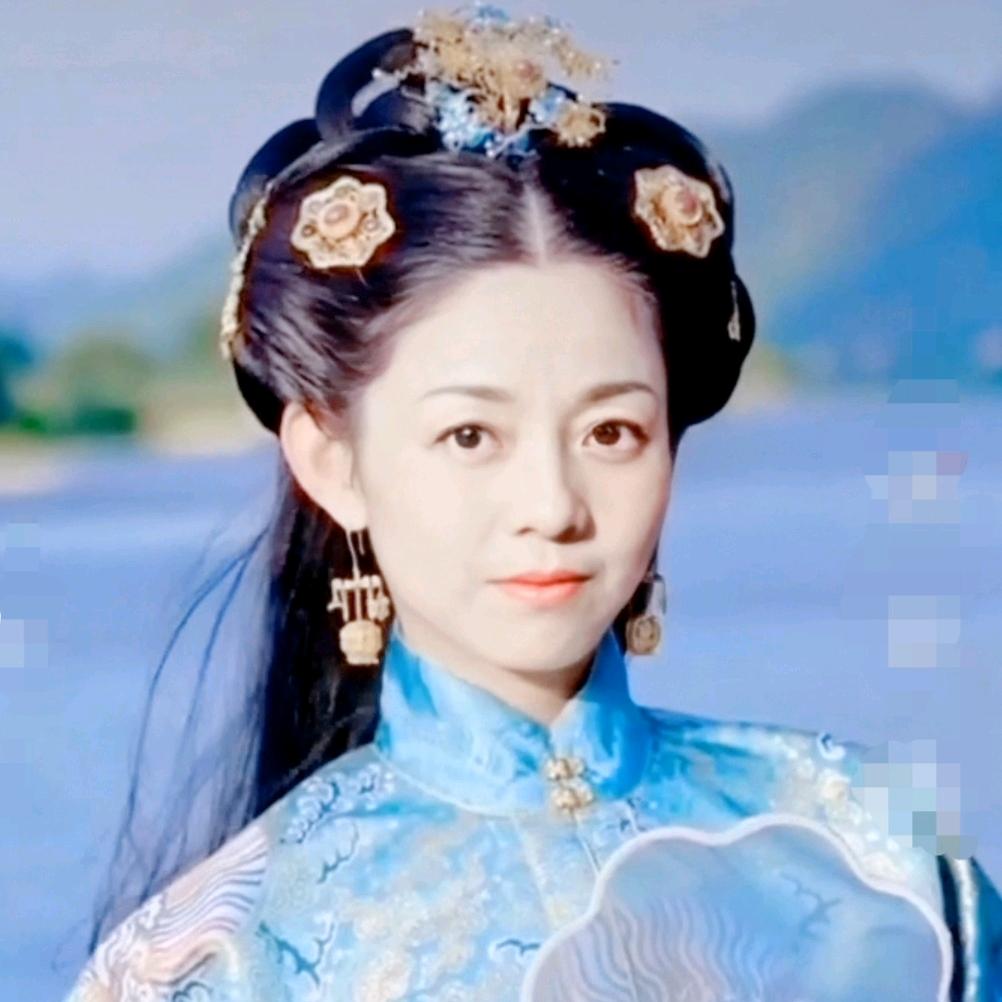 安义县女人街美衣名品女装