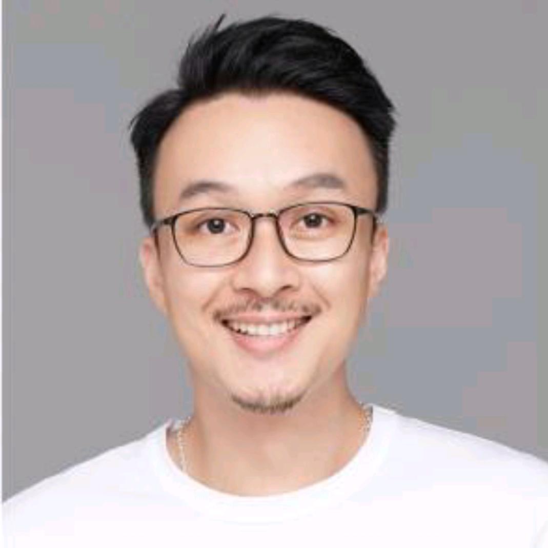 邱小生贩卖美好生活
