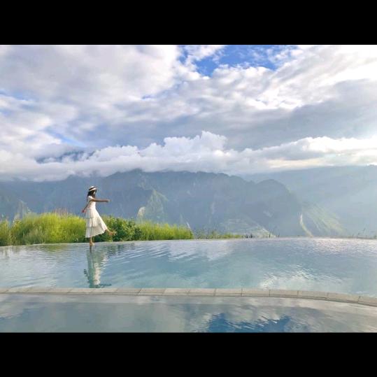 涉县新世纪二楼童装二组74364