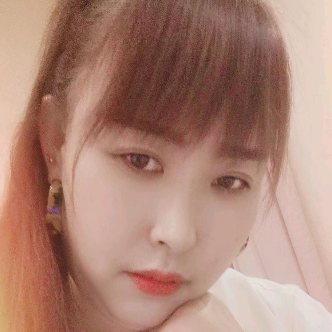 姐的拽🌹你不配