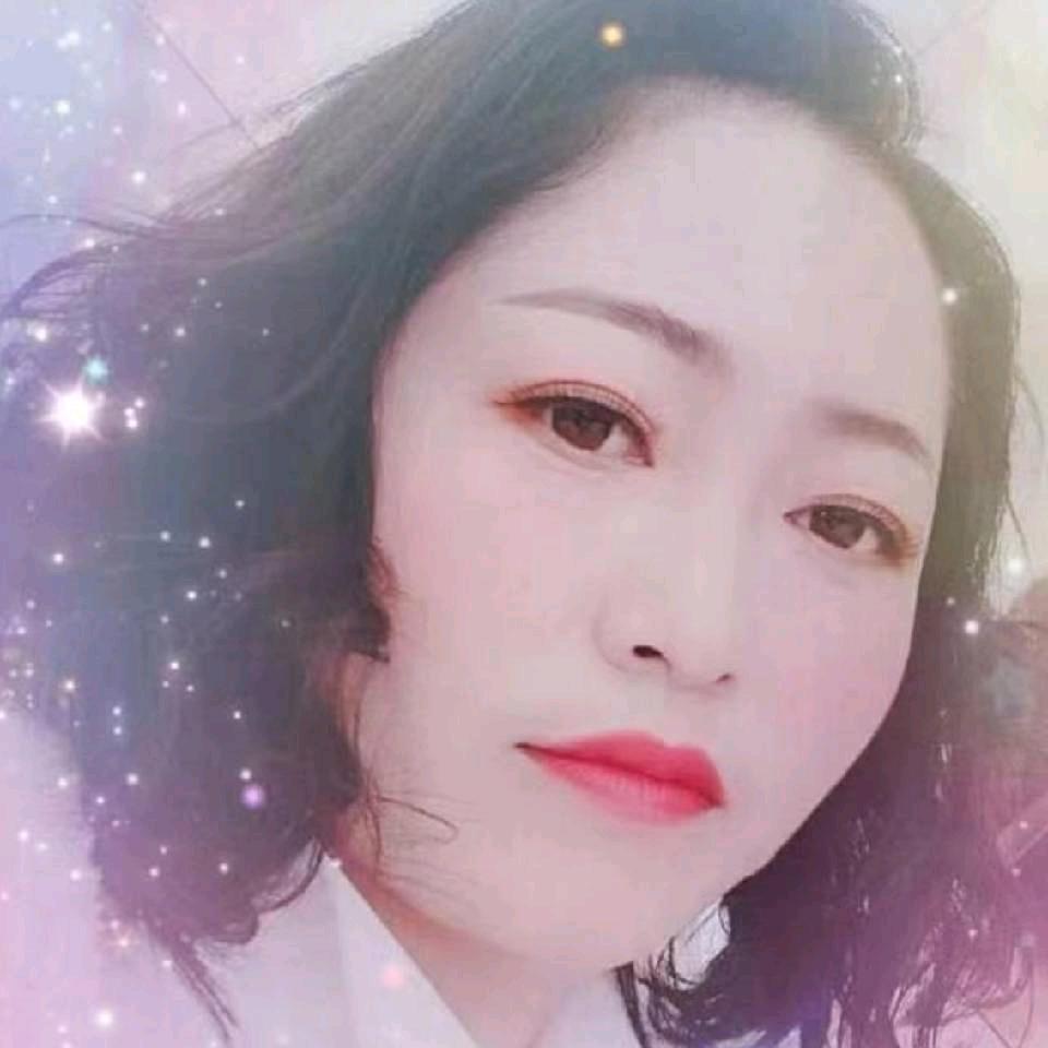 两个幸福小宝贝
