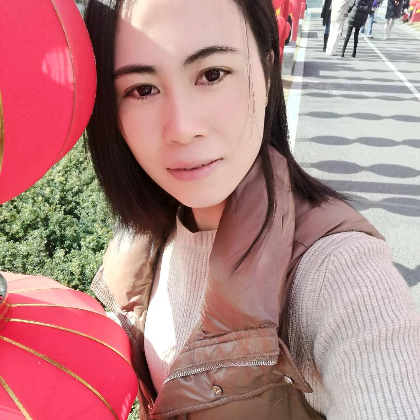 四川小红红，