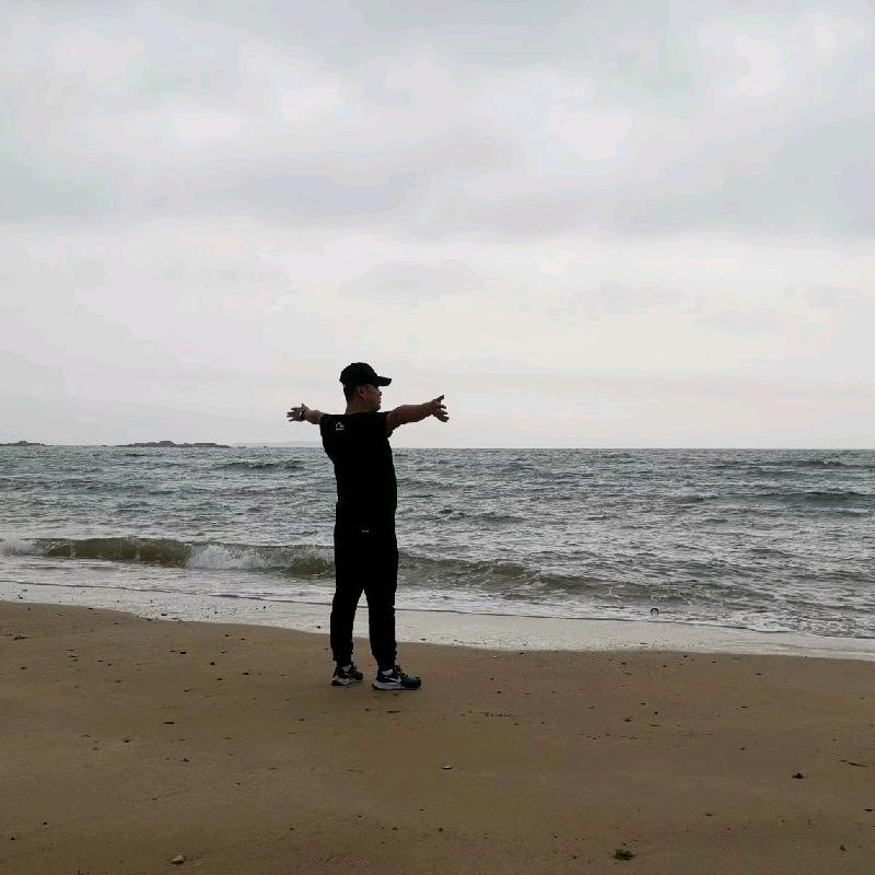 李洪满艺考督导官