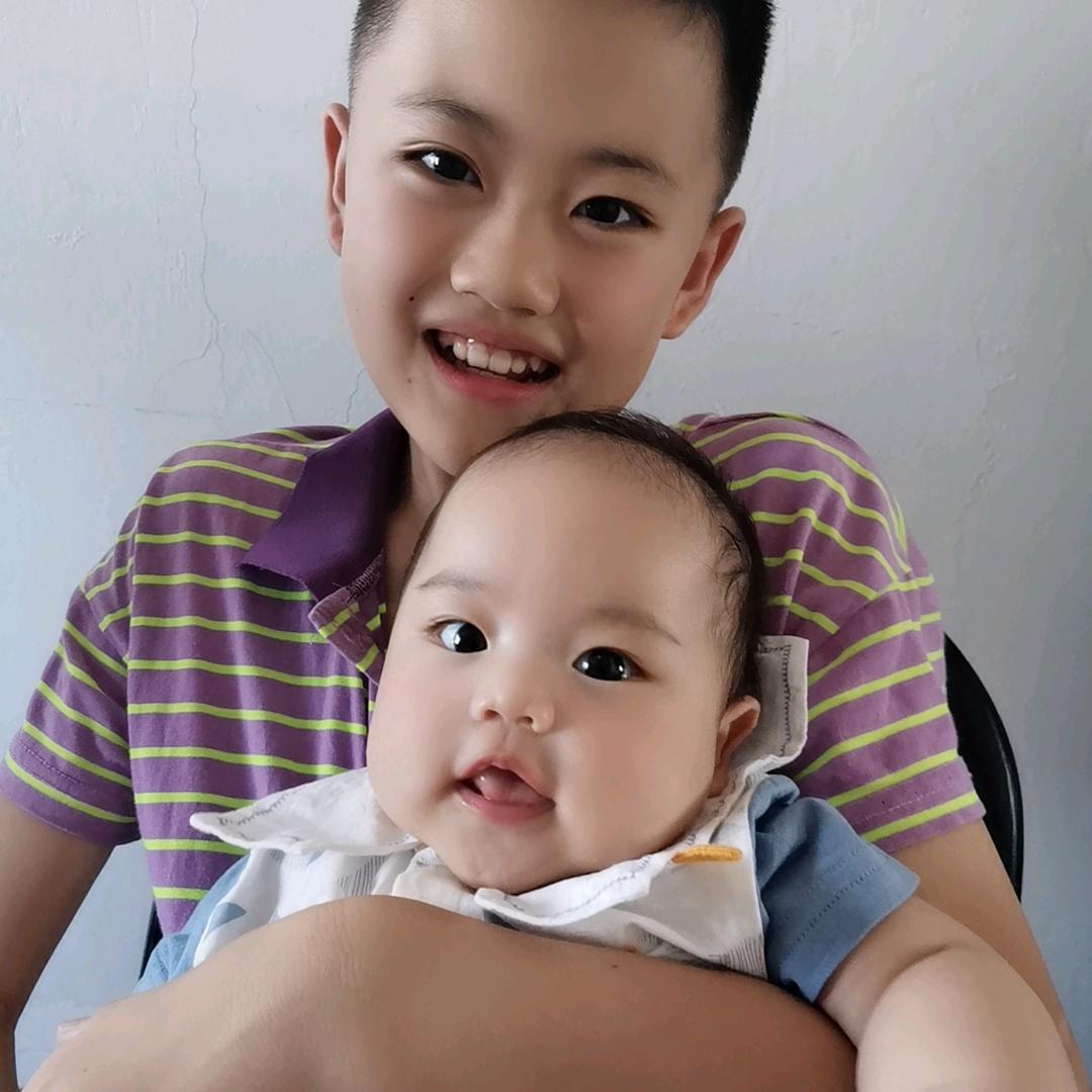 依依\岩岩妈妈