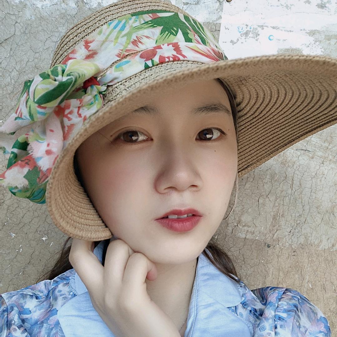 会发光的小怪兽