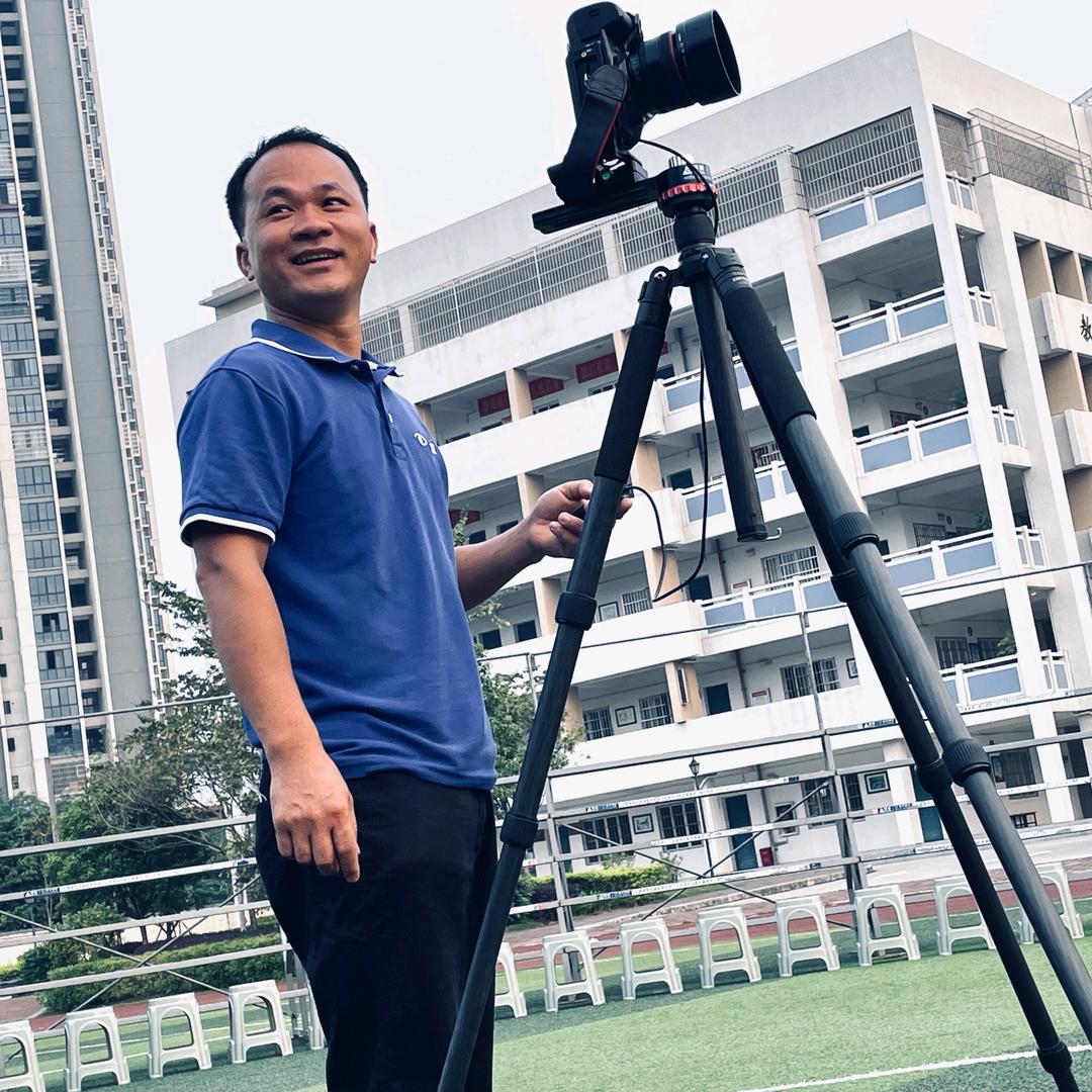 村长大合影达哥