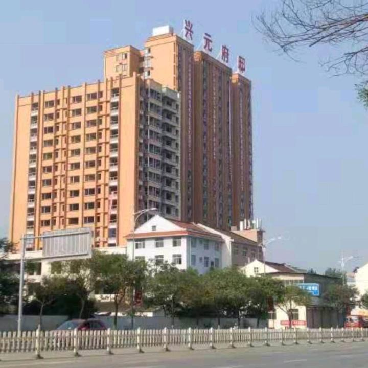 秦昊易明