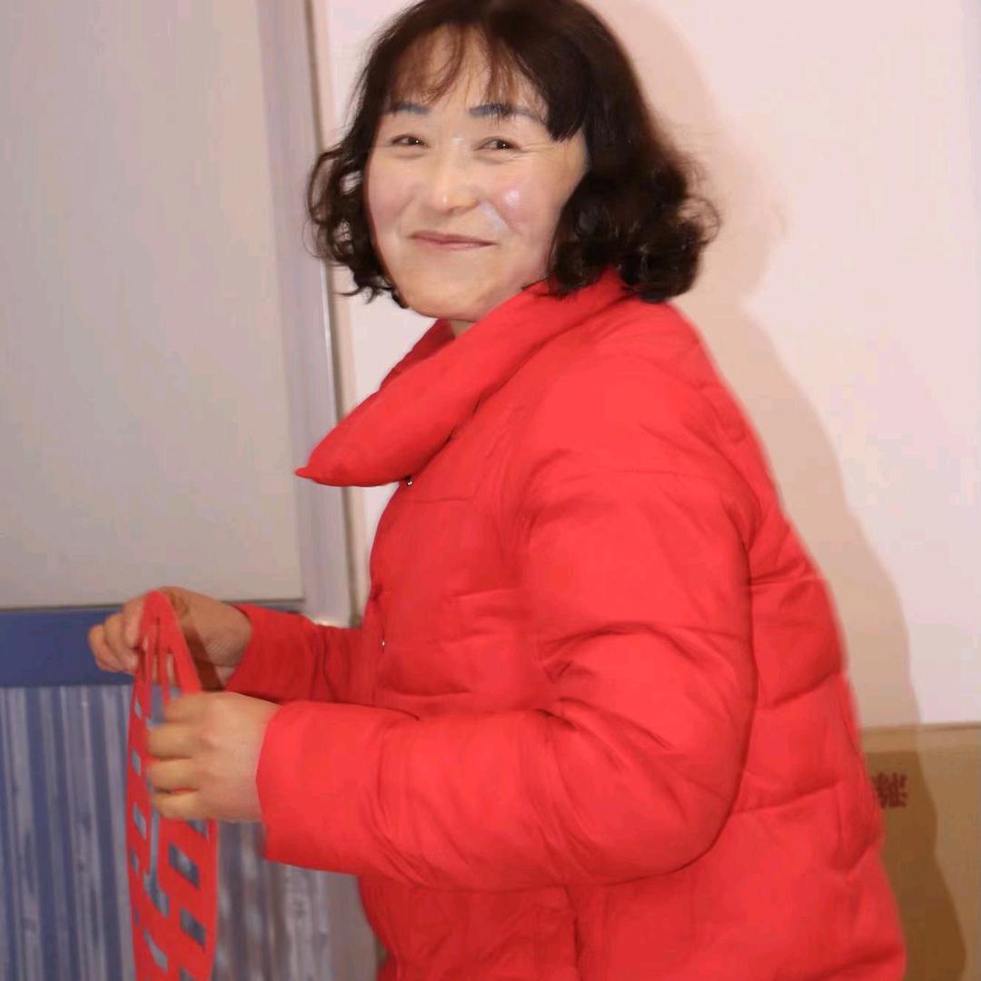 梅姐爱唱歌