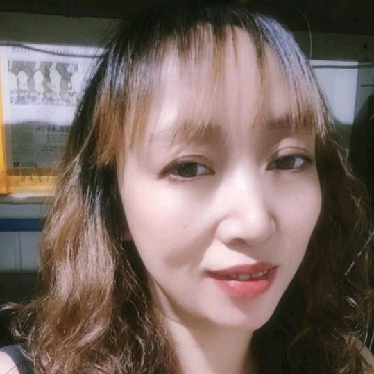 微笑到绝望🌹🌹🌹