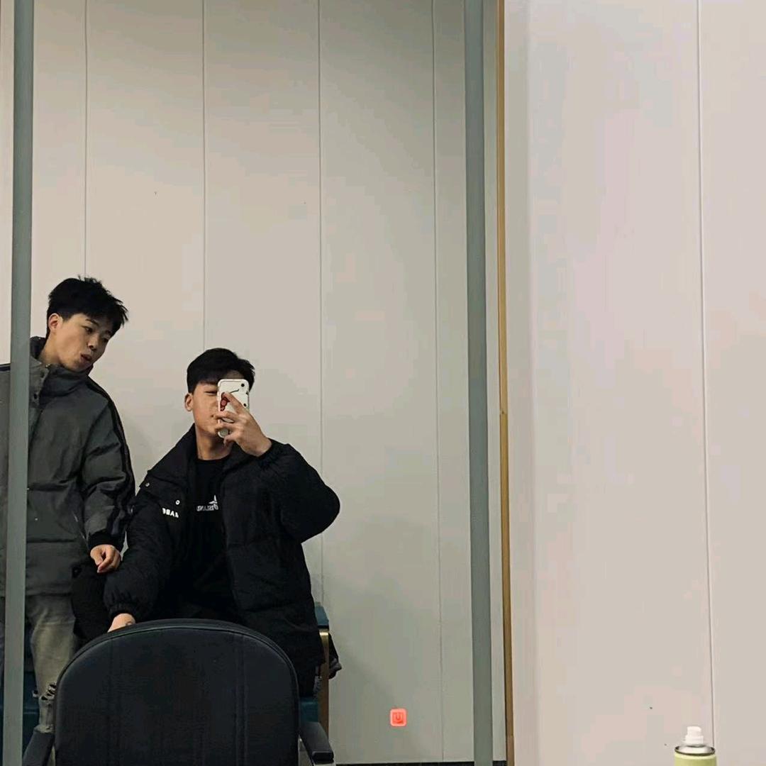 风起了.
