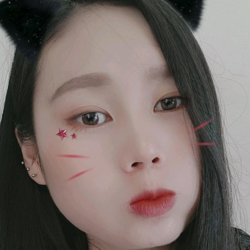 柠檬树上柠檬果"