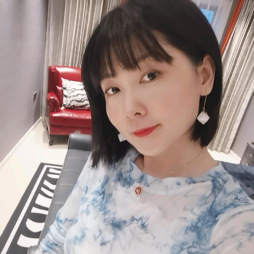 娜美妮