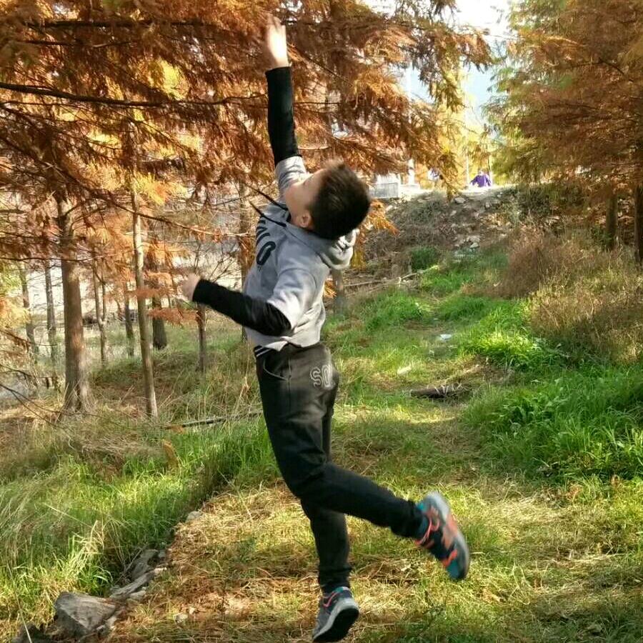 淡然浅笑