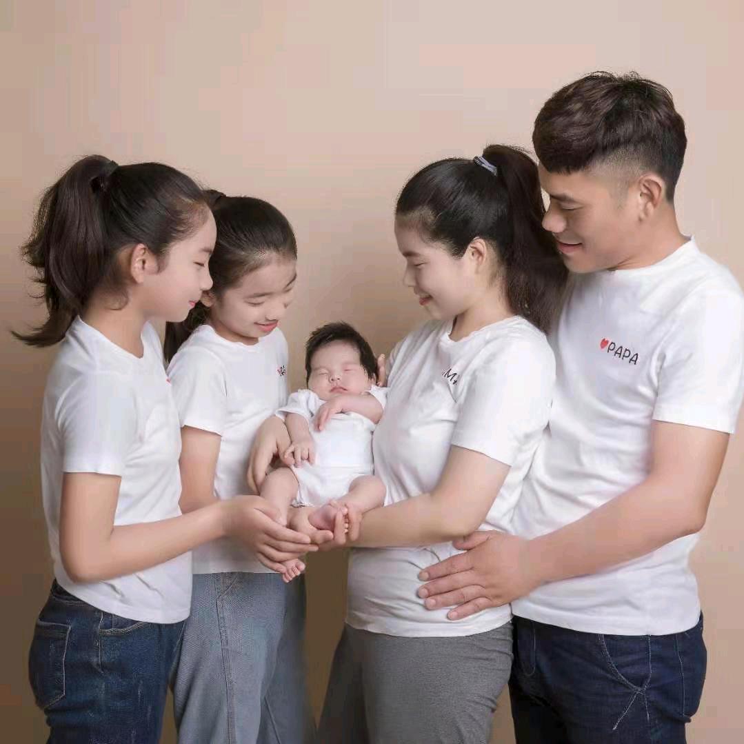 @三胎宝妈婷含泽