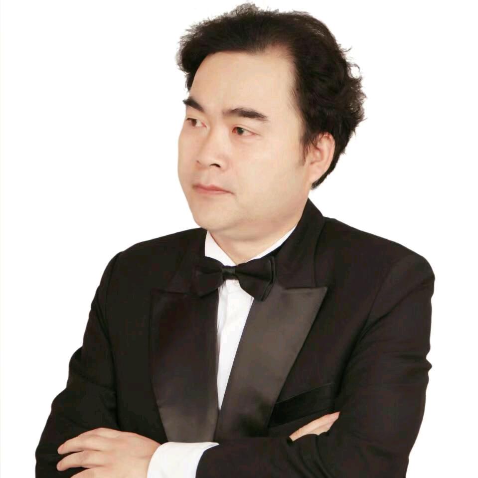 新疆艺术剧院歌舞团陈 新
