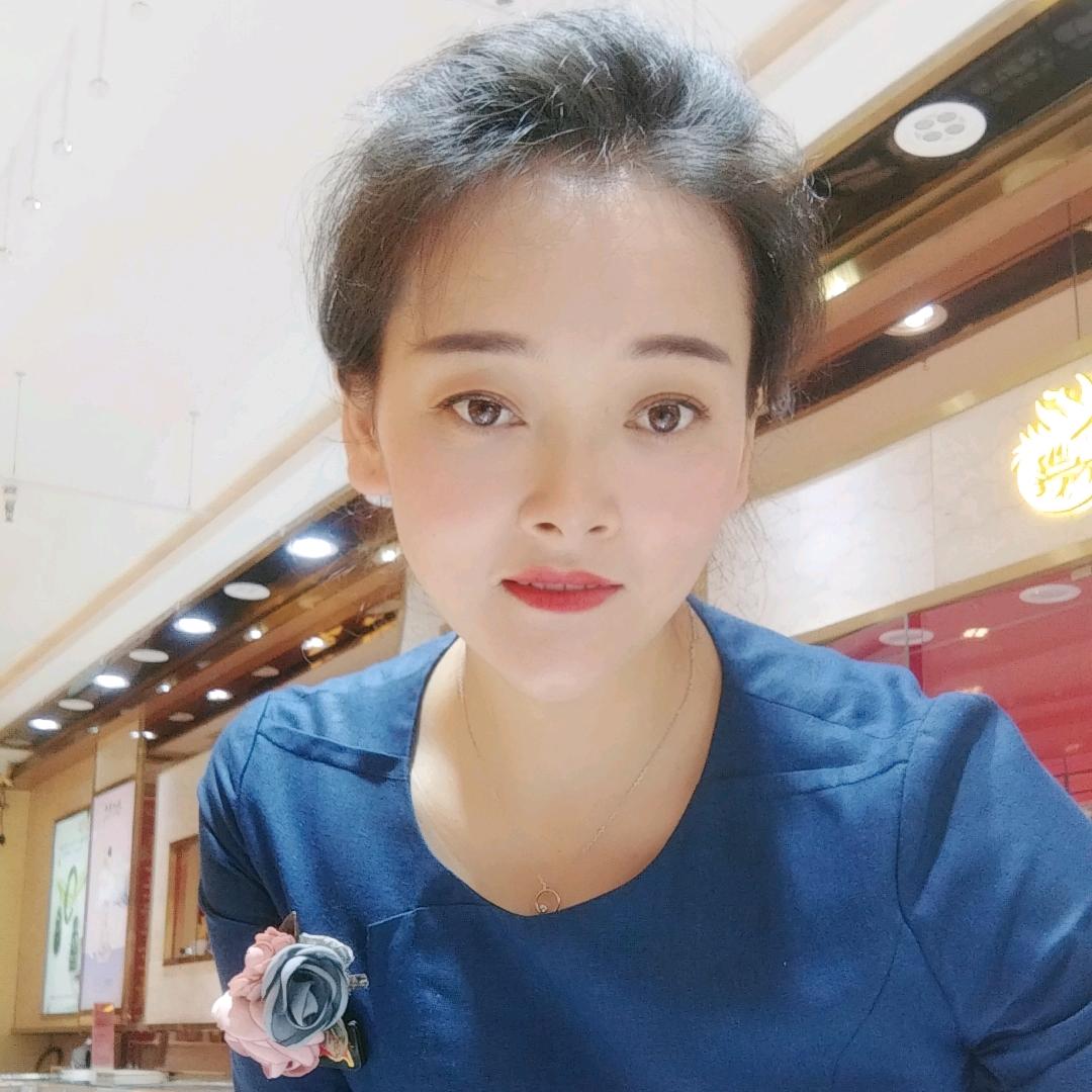 卖珠宝的姐姐