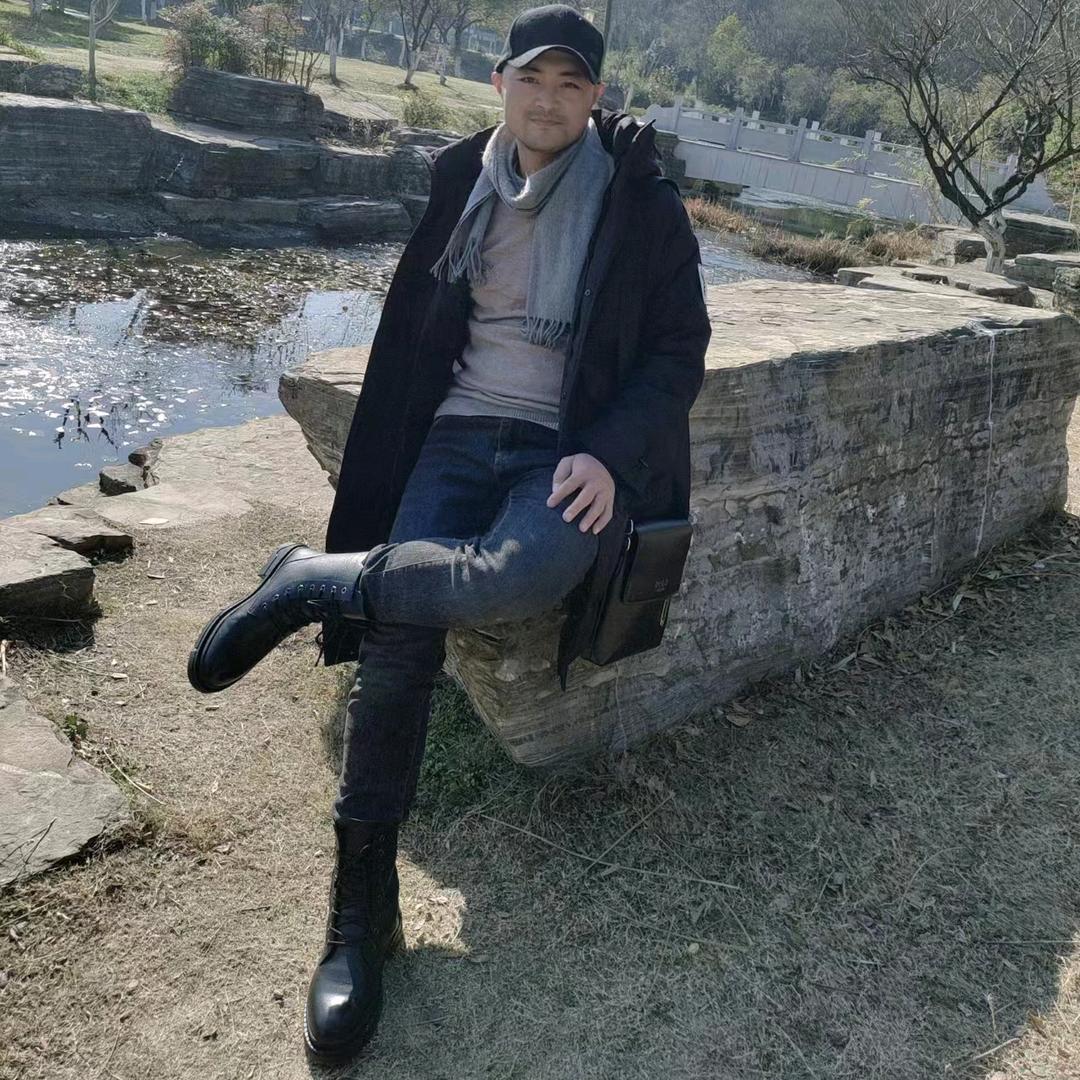 耐不住寂寞的我