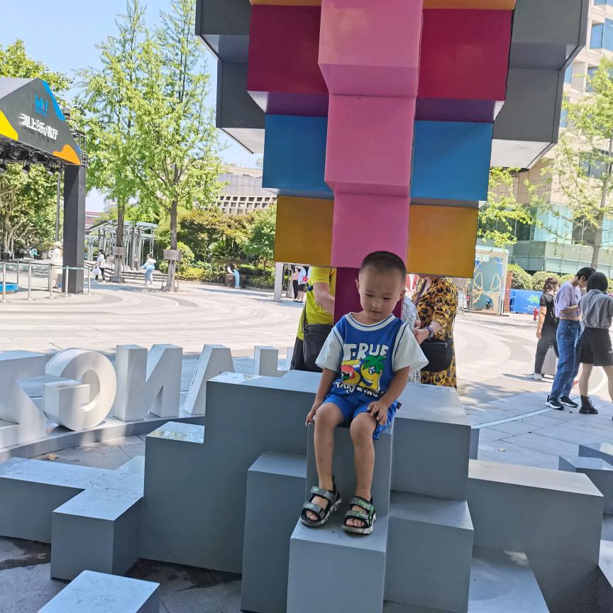 俩娃😝ོ妈咪👨‍👩‍👧‍👦